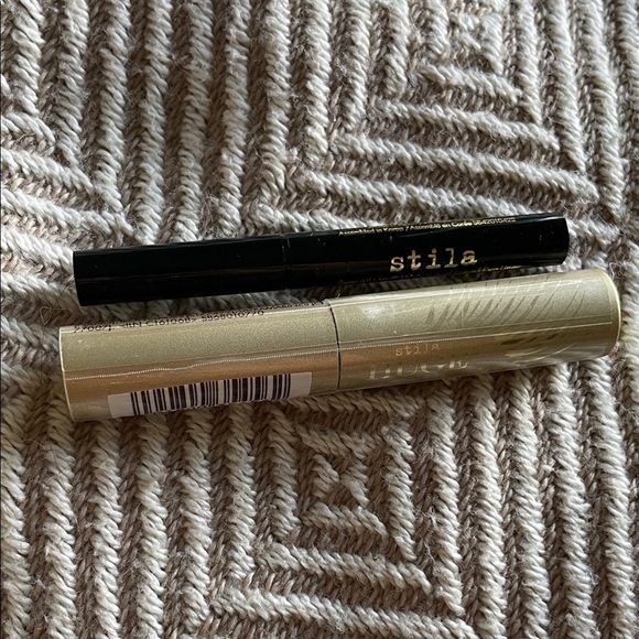 SET Stila Waterproof Eye Liner &Huge Extreme Lash Mascara - Picture 1 of 7